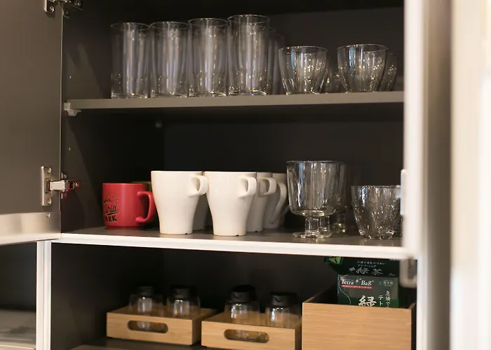 Hotel near College: Hostel Den